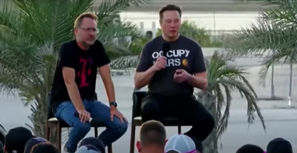 T-Mobile to use Starlink satellites to provide network access